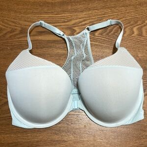 Victoria’s Secret T-Shirt Push-Up Bra (34DD)